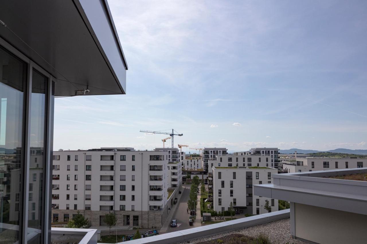 Black F House - Serviced Apartments Фрайбург Екстериор снимка